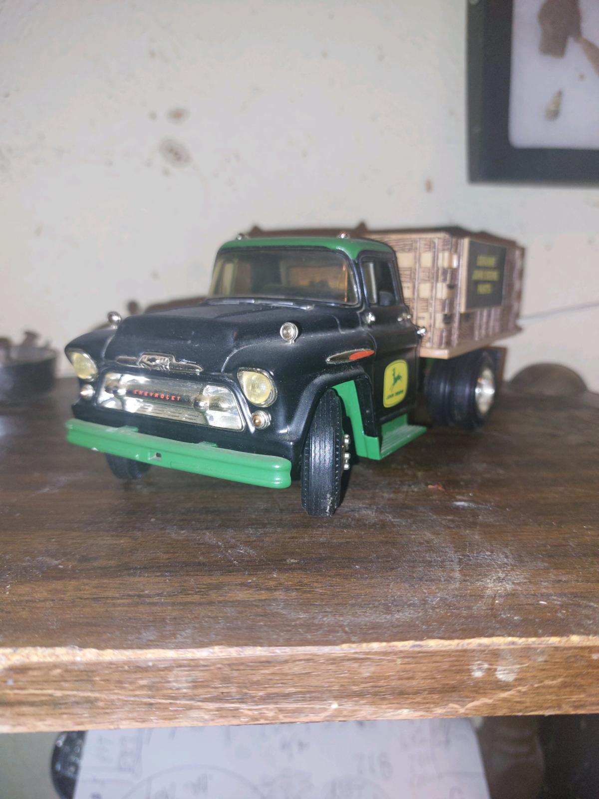 ertl john deer diecast stake truch - Hurst, Texas - FleaMarketBay