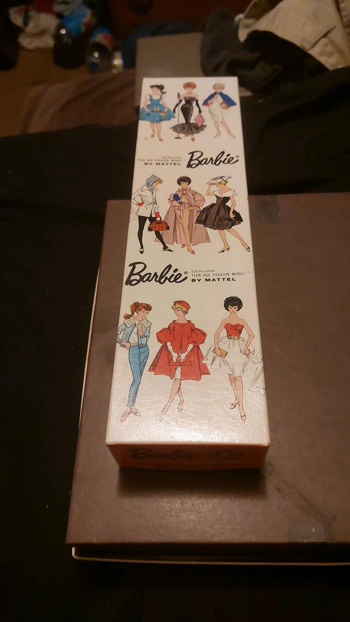 1961 bubble cut brunette barbie mint in package - Hurst, Texas - FleaMarketBay