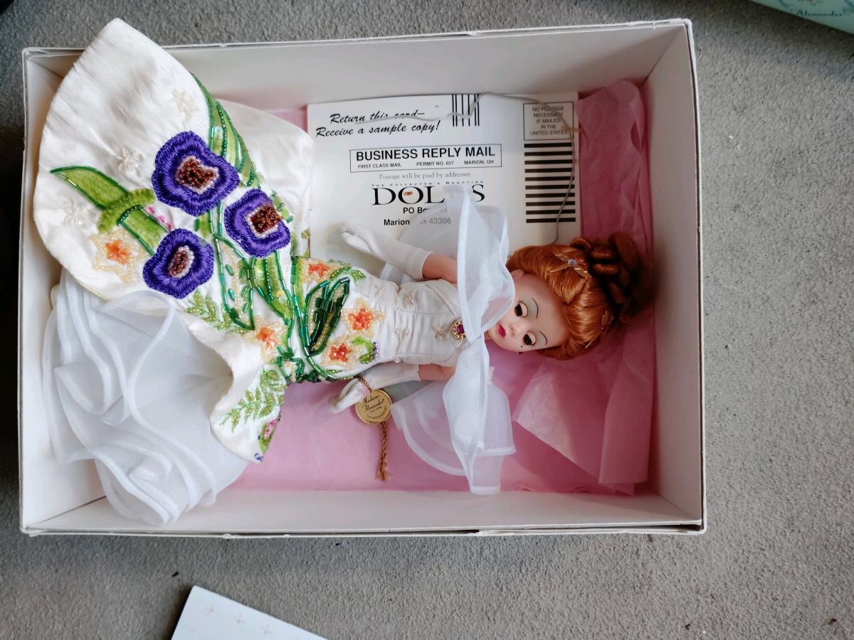 Collector Dolls - Everett, Washington - FleaMarketBay