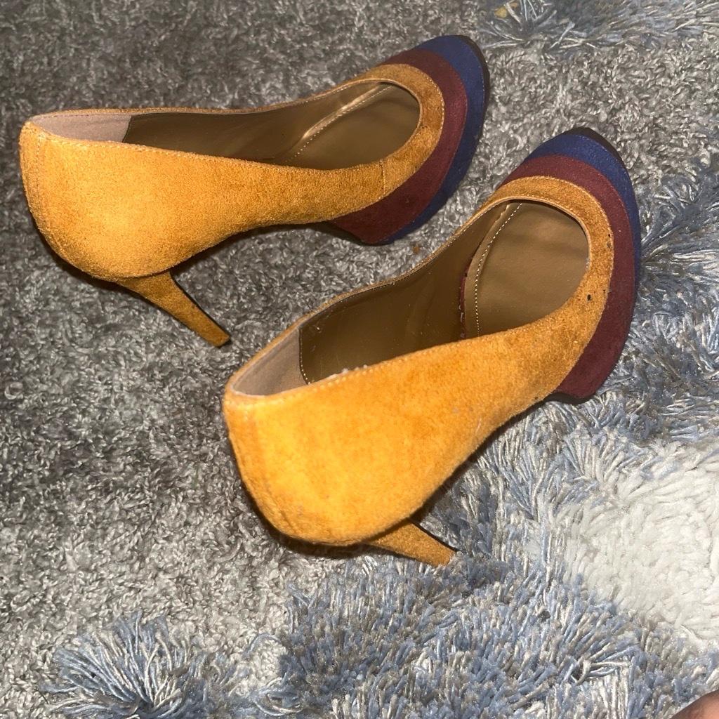 Paprika size 9 new - Collierville, Tennessee - FleaMarketBay