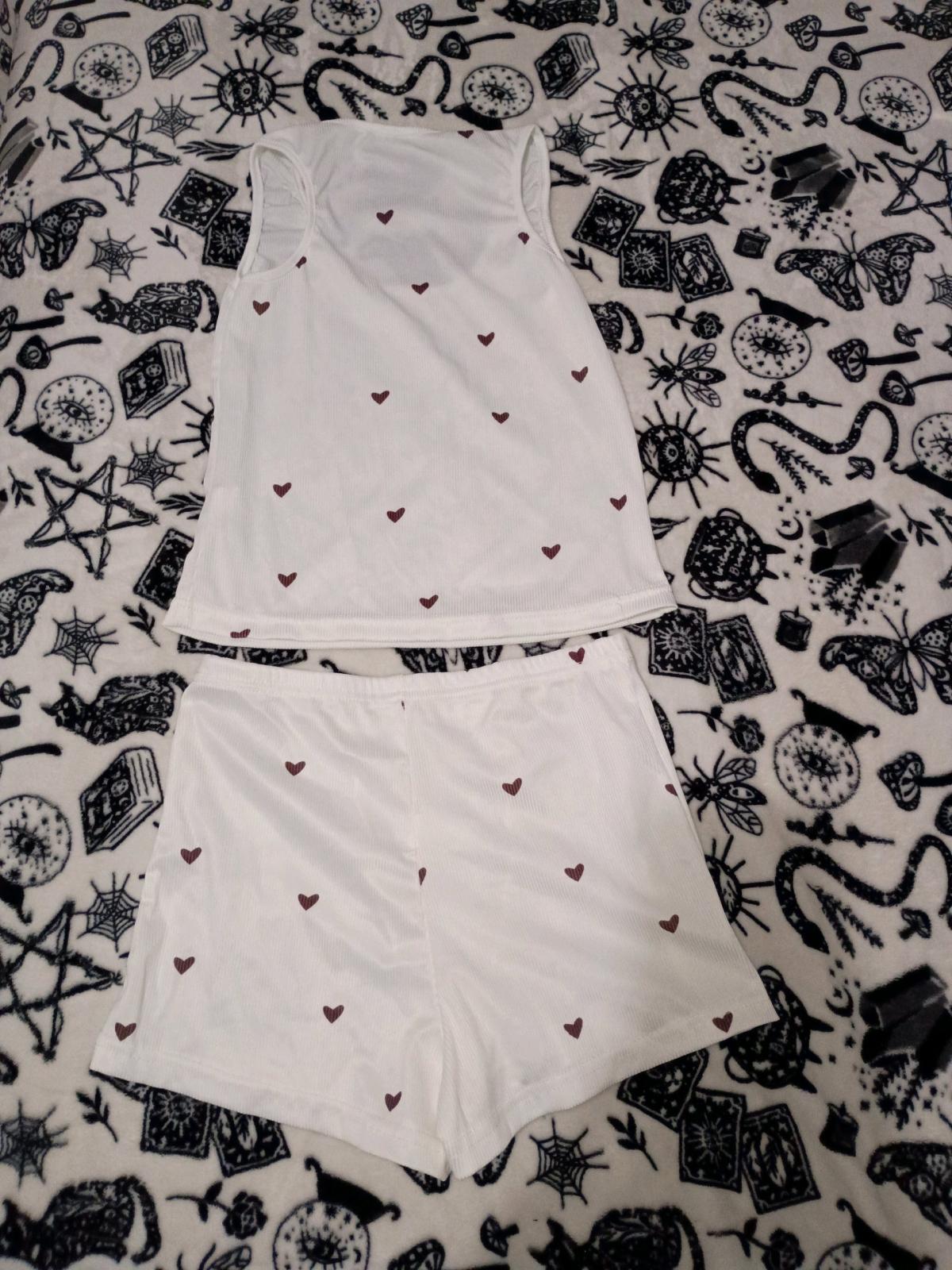 Cute 2 Piece Pajama Set - Longwood, Florida - FleaMarketBay