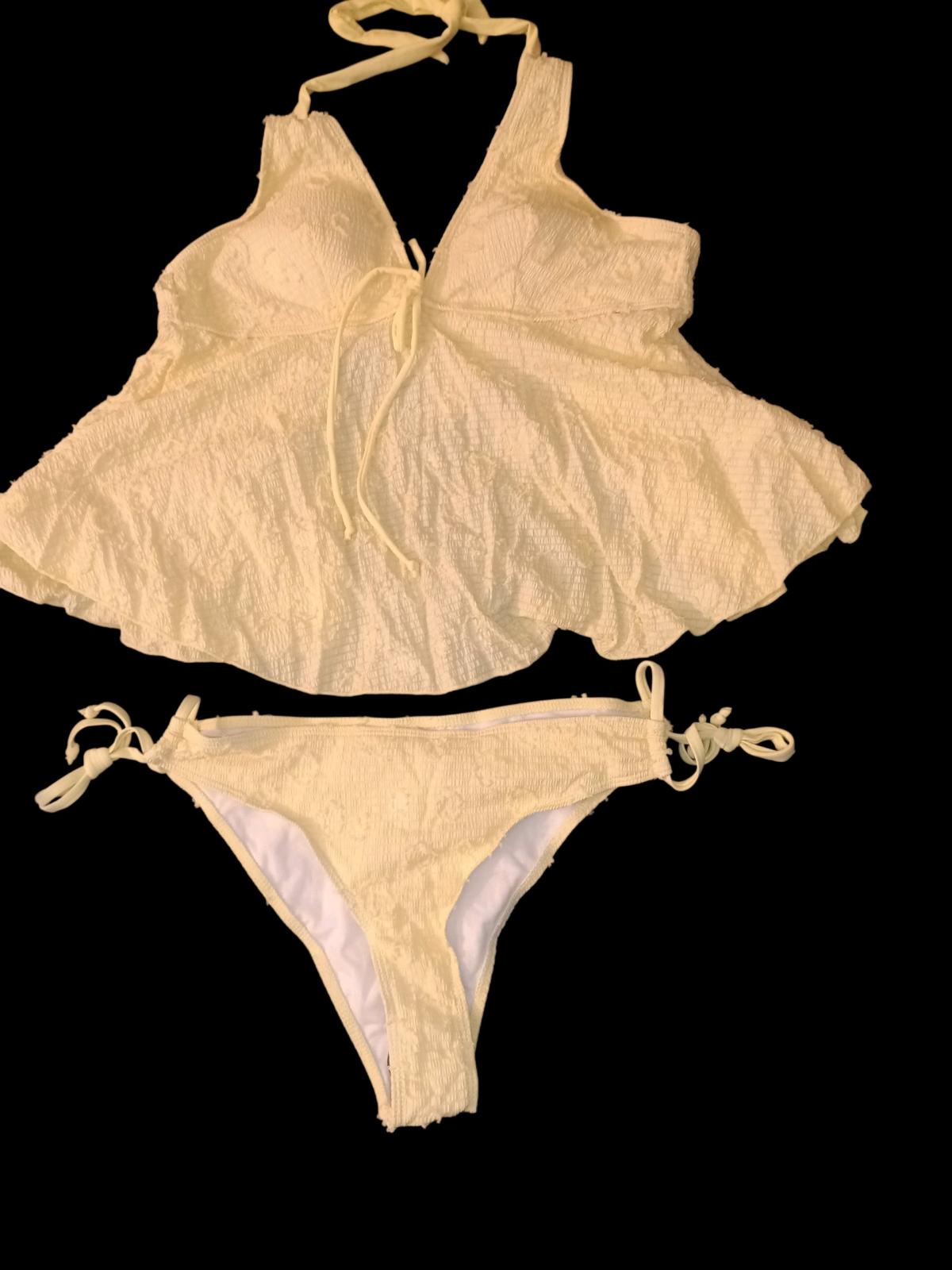 Yellow Textured TwoPiece Bikini Set Medium - Alicia, Arkansas - FleaMarketBay