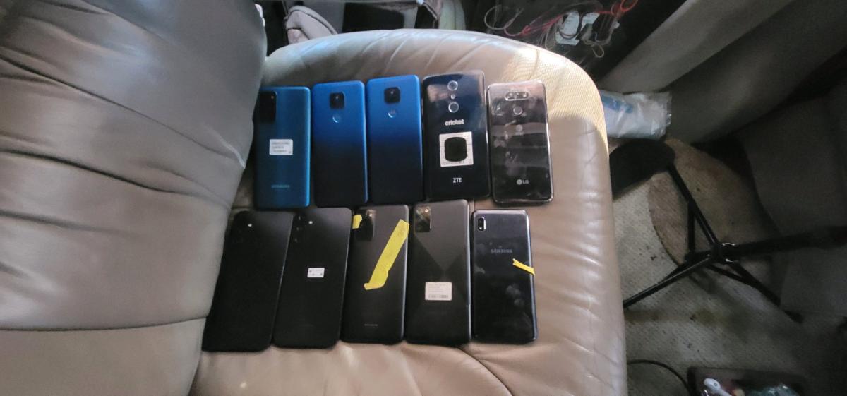 android phones LG SAMSUNG MOTOROLA parts repair galaxy - Dallas, Texas - FleaMarketBay