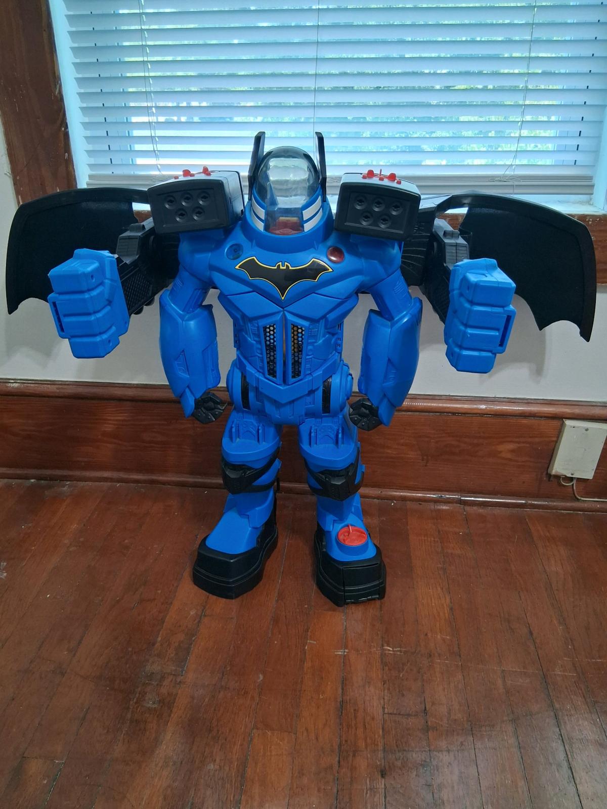Batman Extreme Megabot with wings - Loganville, Georgia - FleaMarketBay