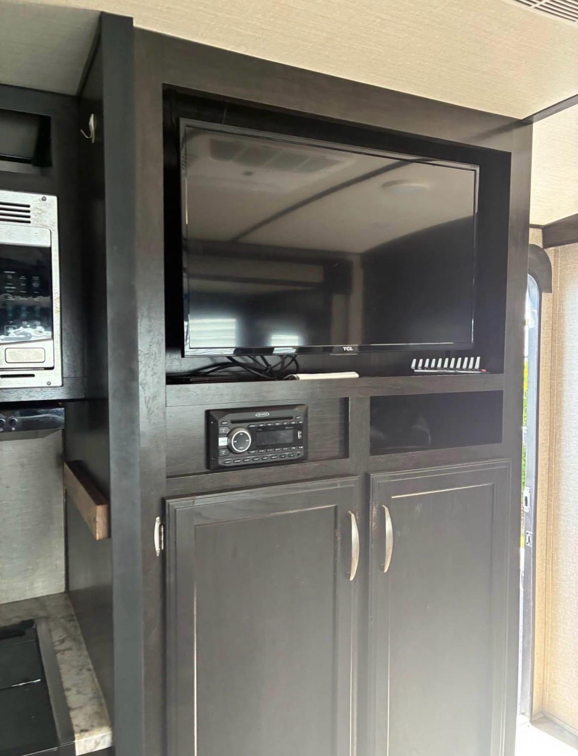 2020 Grand Design 2150RB - Dover, Florida - FleaMarketBay