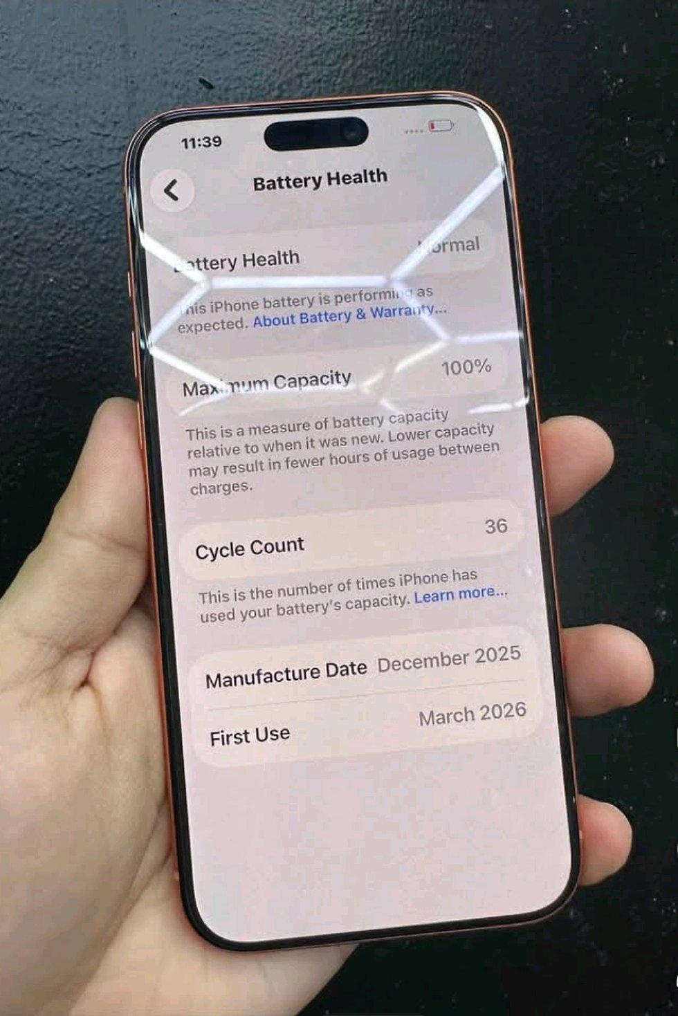 iphone 17 pro max for a distress sell - Beverly Hills, California - FleaMarketBay