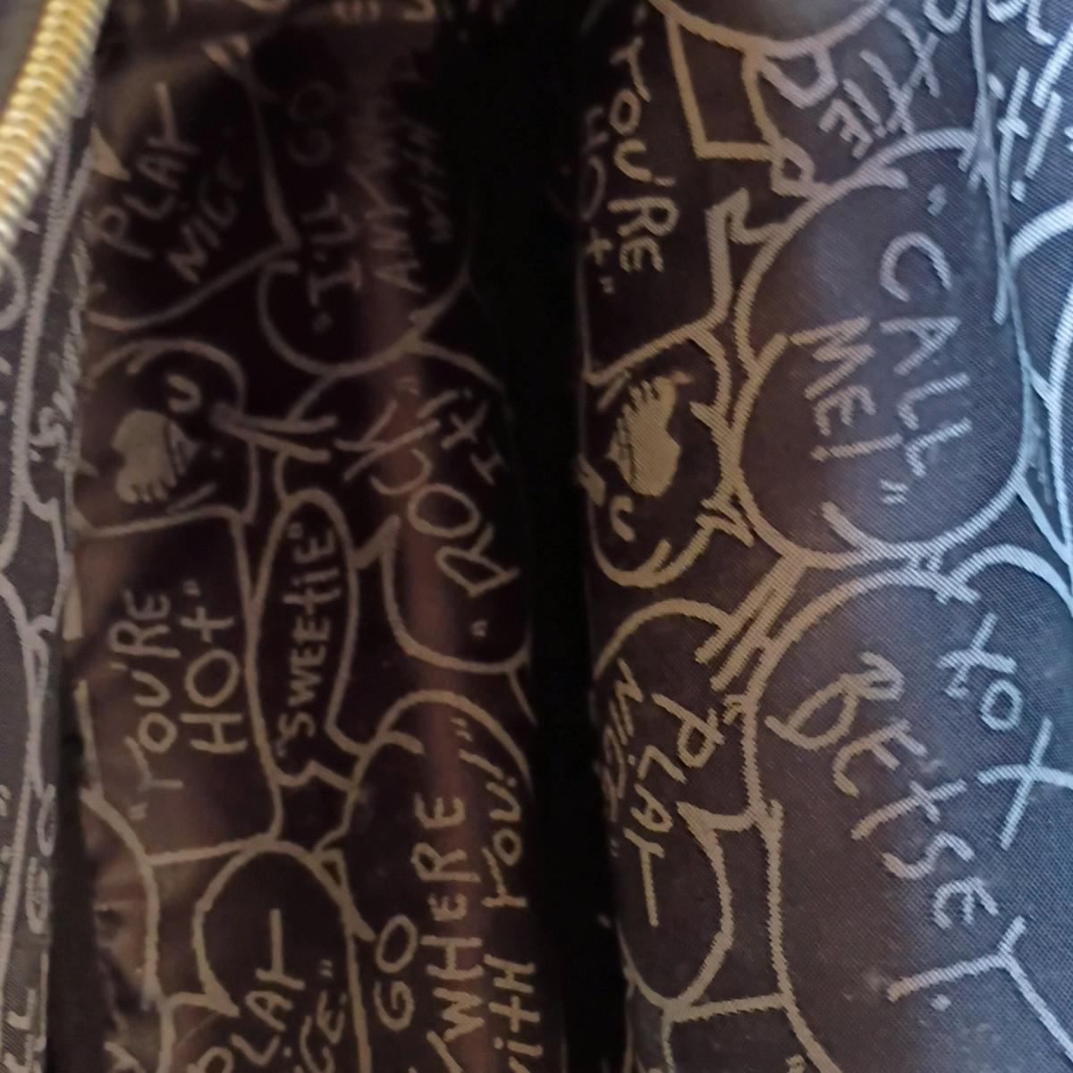 Betsey Johnson pug purse - Titusville, Florida - FleaMarketBay