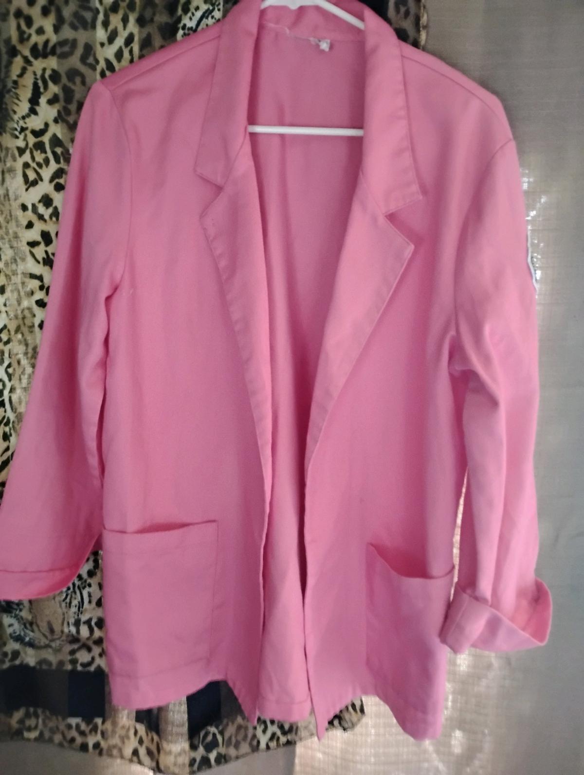 A Nice Womens Pink Large Scrub - Swansea, South Carolina - FleaMarketBay