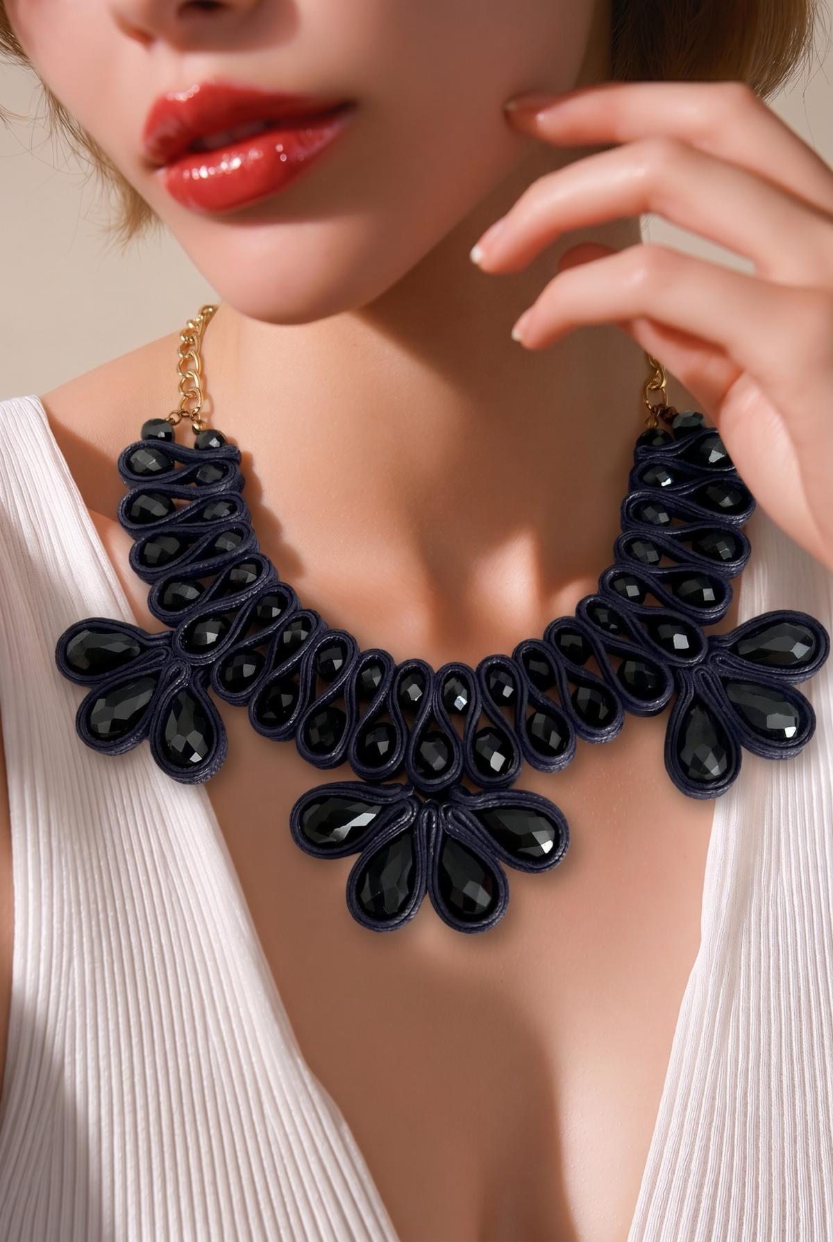 blue necklace and earrings set new - Lynn, Massachusetts - FleaMarketBay