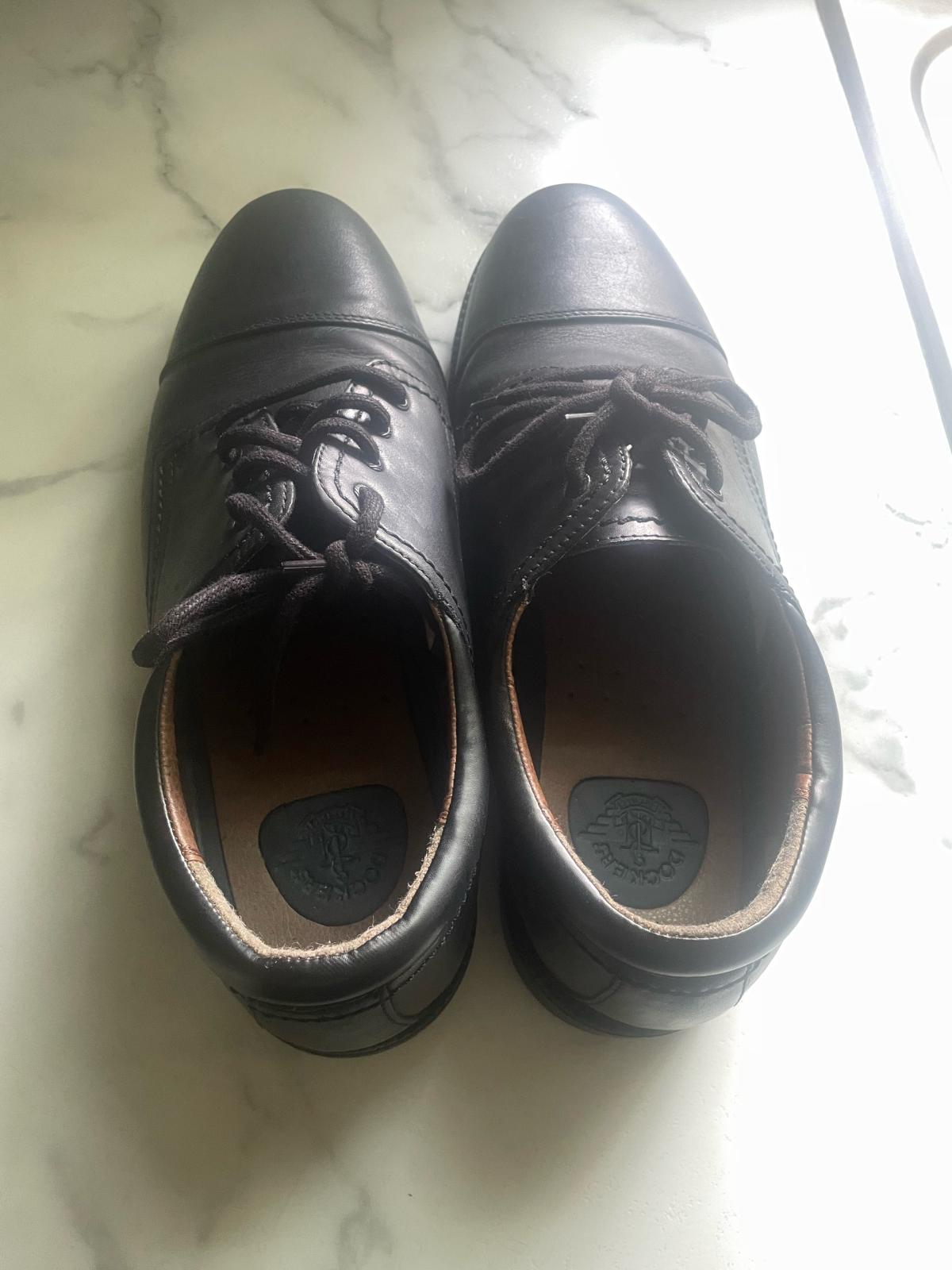 Size 115 Dockers Gordon Mens Oxford Shoes - Michigan Center, Michigan - FleaMarketBay
