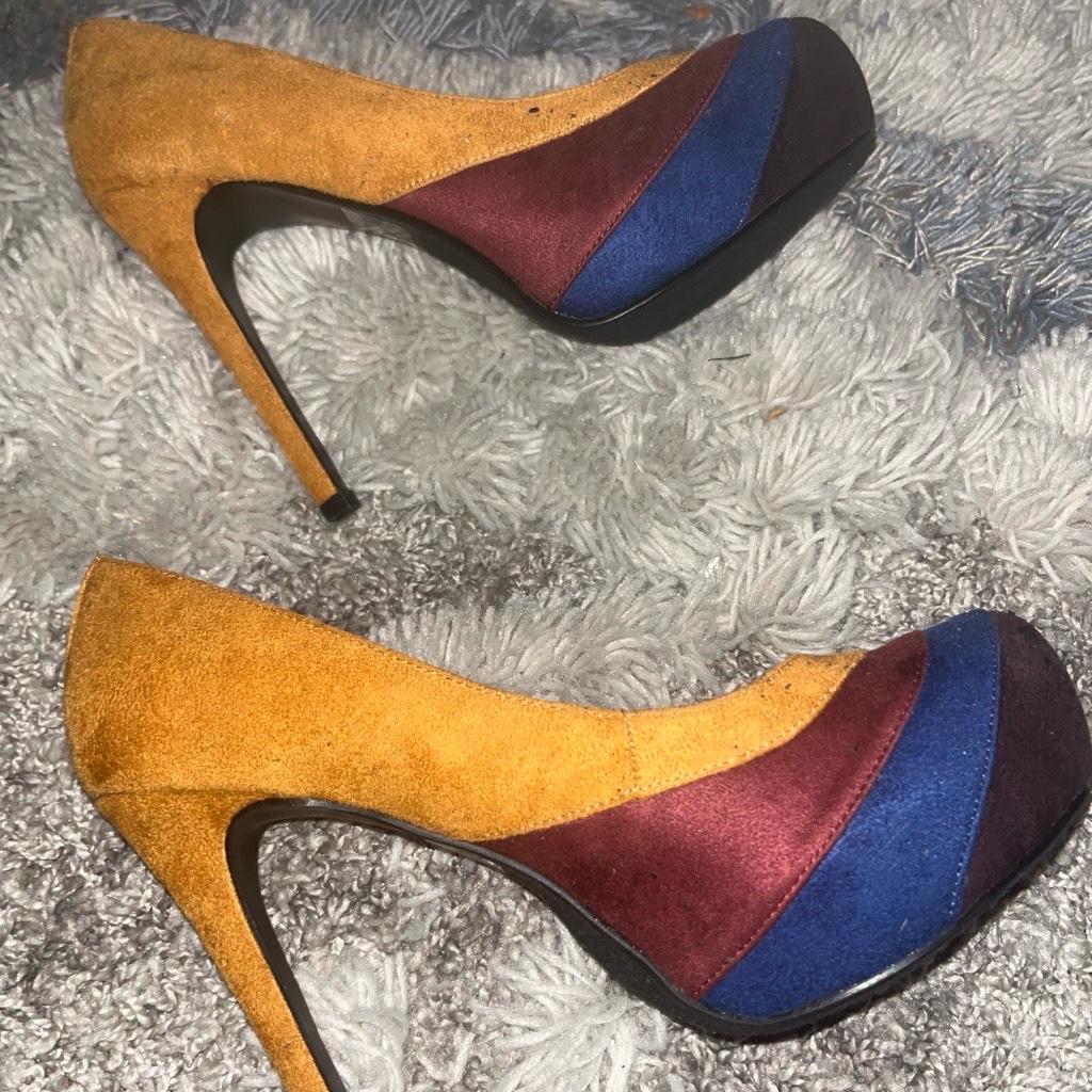 Paprika size 9 new - Collierville, Tennessee - FleaMarketBay