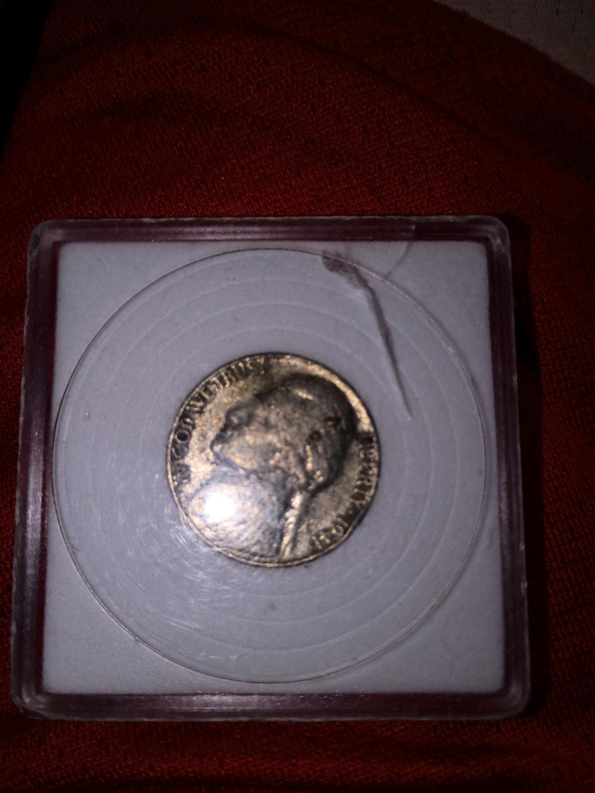 1941 no mint mark war era nickel - Agency, Missouri - FleaMarketBay