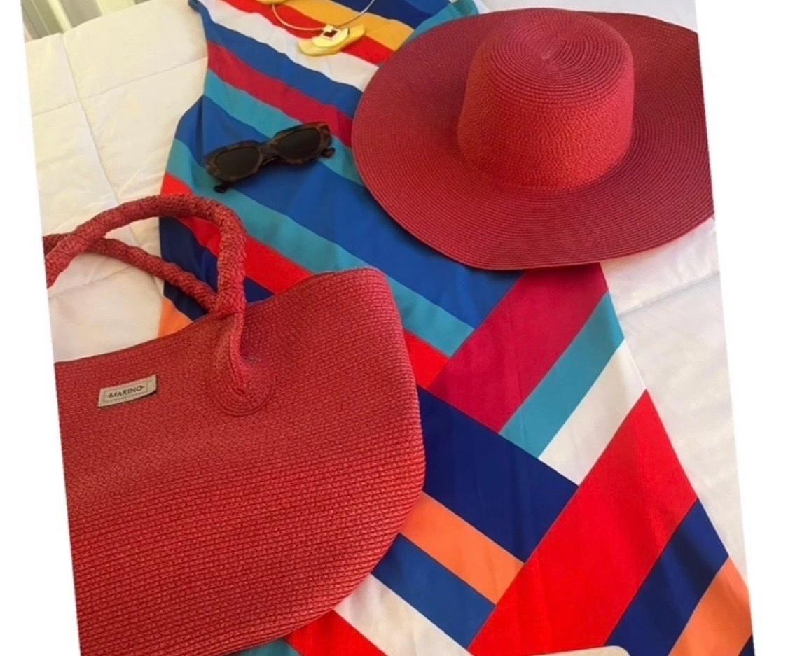 women sundress lg hat and bag sold separately - Lynn, Massachusetts - FleaMarketBay