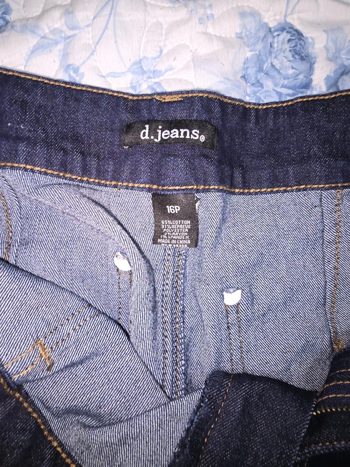 d jeans side 16 - Houston, Texas - FleaMarketBay