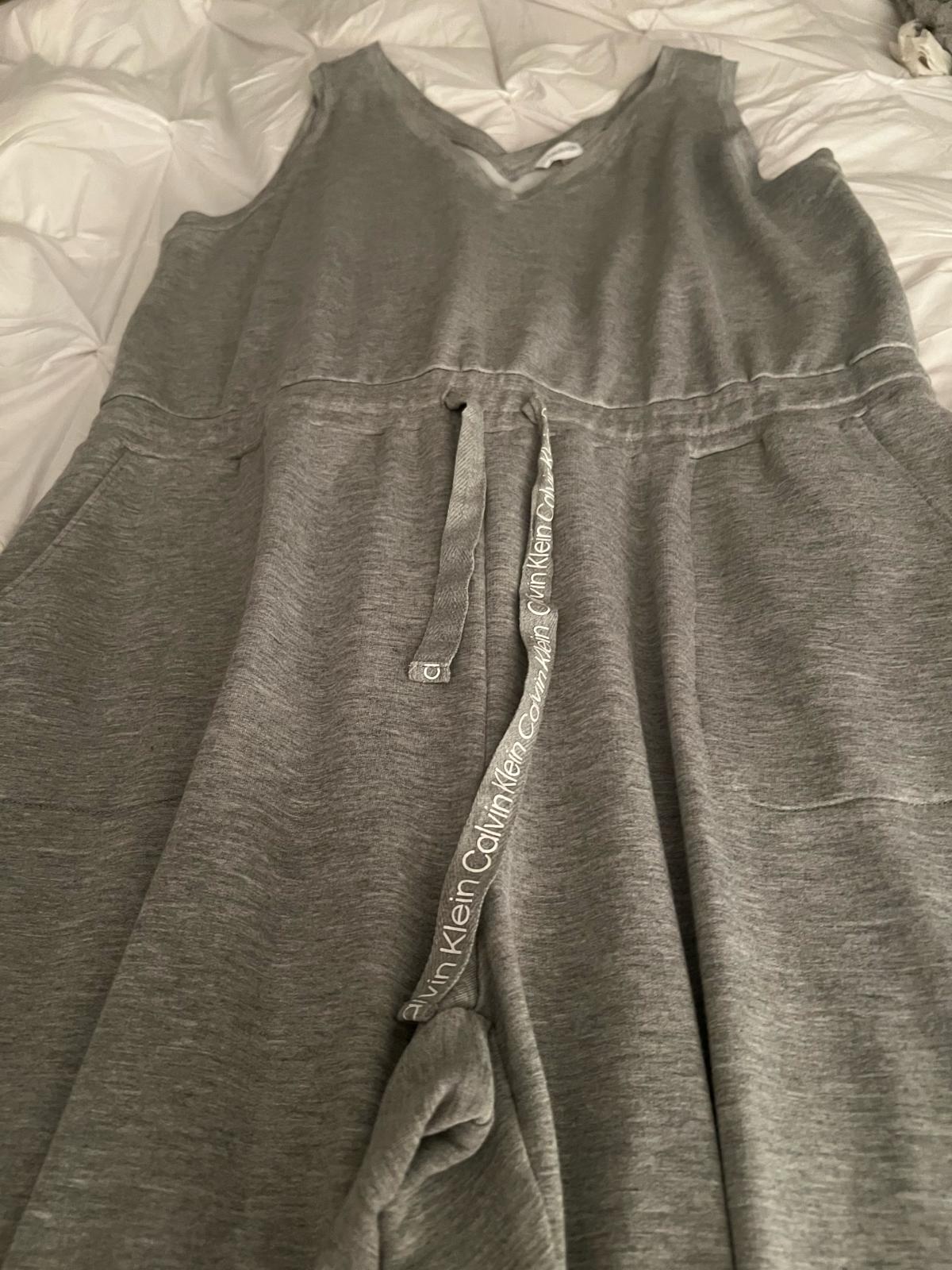 extra large Calvin Klein jumpsuit gray extra large Calvin - Lynn, Massachusetts - FleaMarketBay