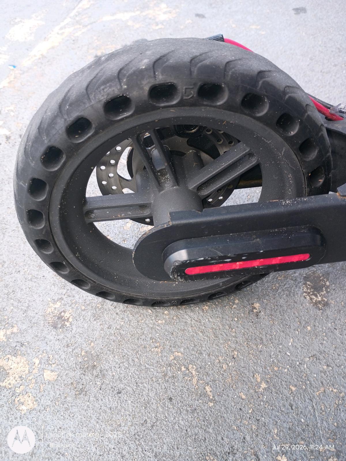 Joyhis JS Android Electric Scooter W Charger - Stuart, Florida - FleaMarketBay