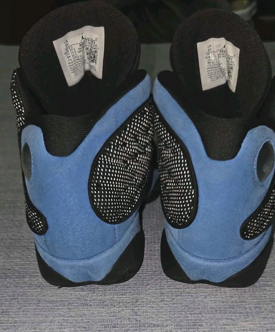 Size 5Y Nike Air Jordan 13 Retro Black and University Blue - Conroe, Texas - FleaMarketBay