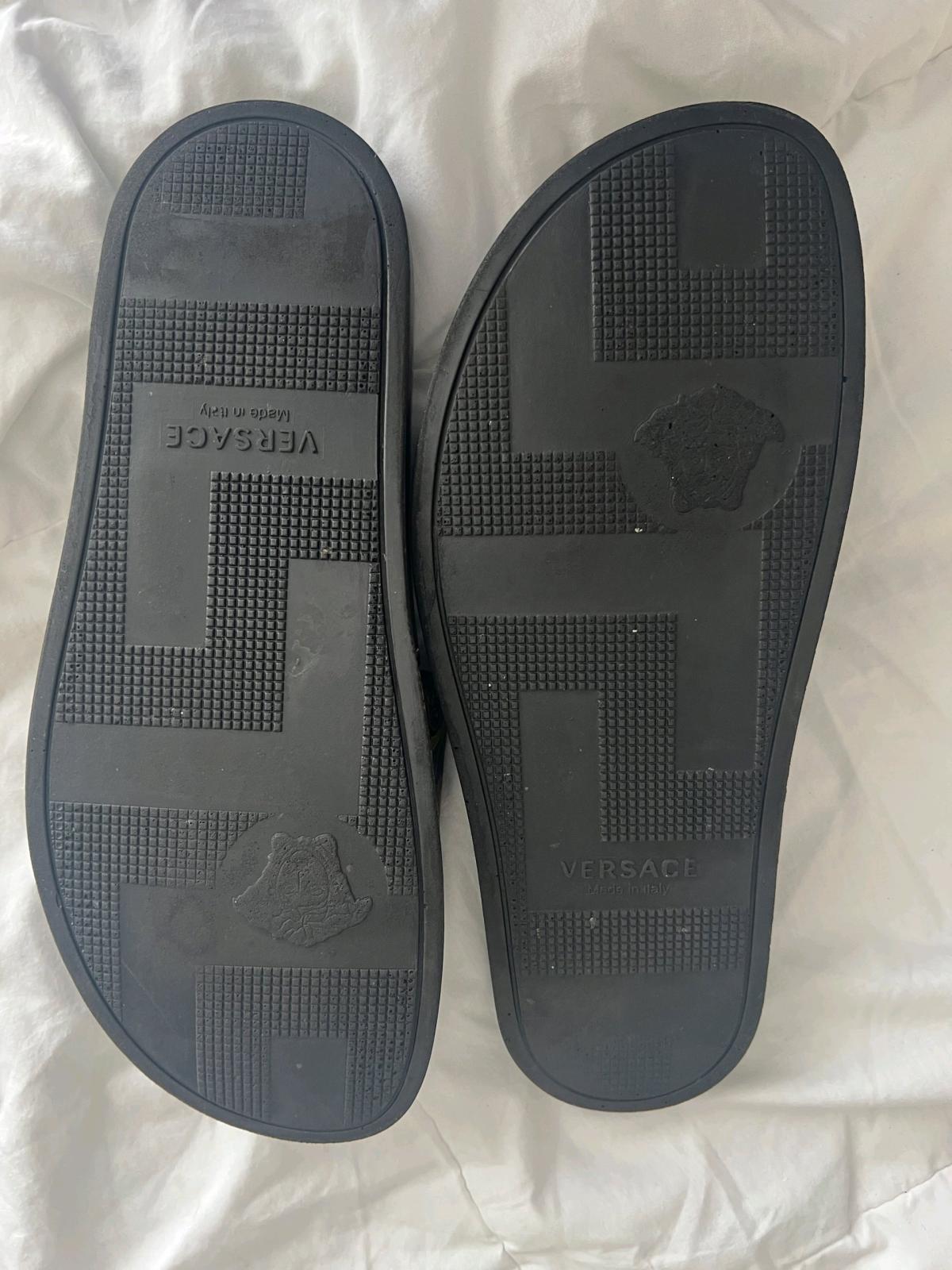 Versace Mens Slides size 9 5 shoes designer sandals slipons - Dallas, Texas - FleaMarketBay