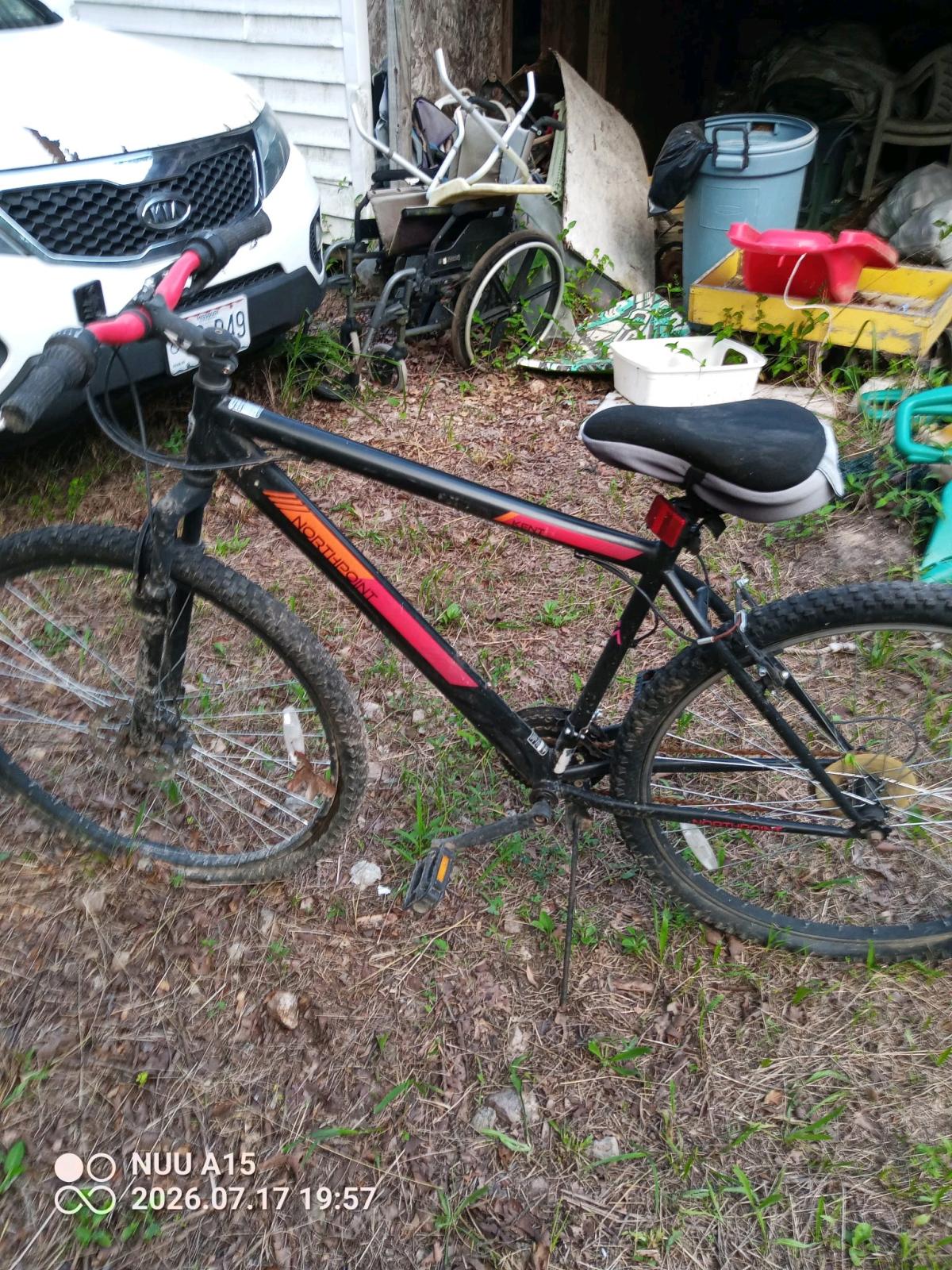 North point mountain bike - Wappapello, Missouri - FleaMarketBay