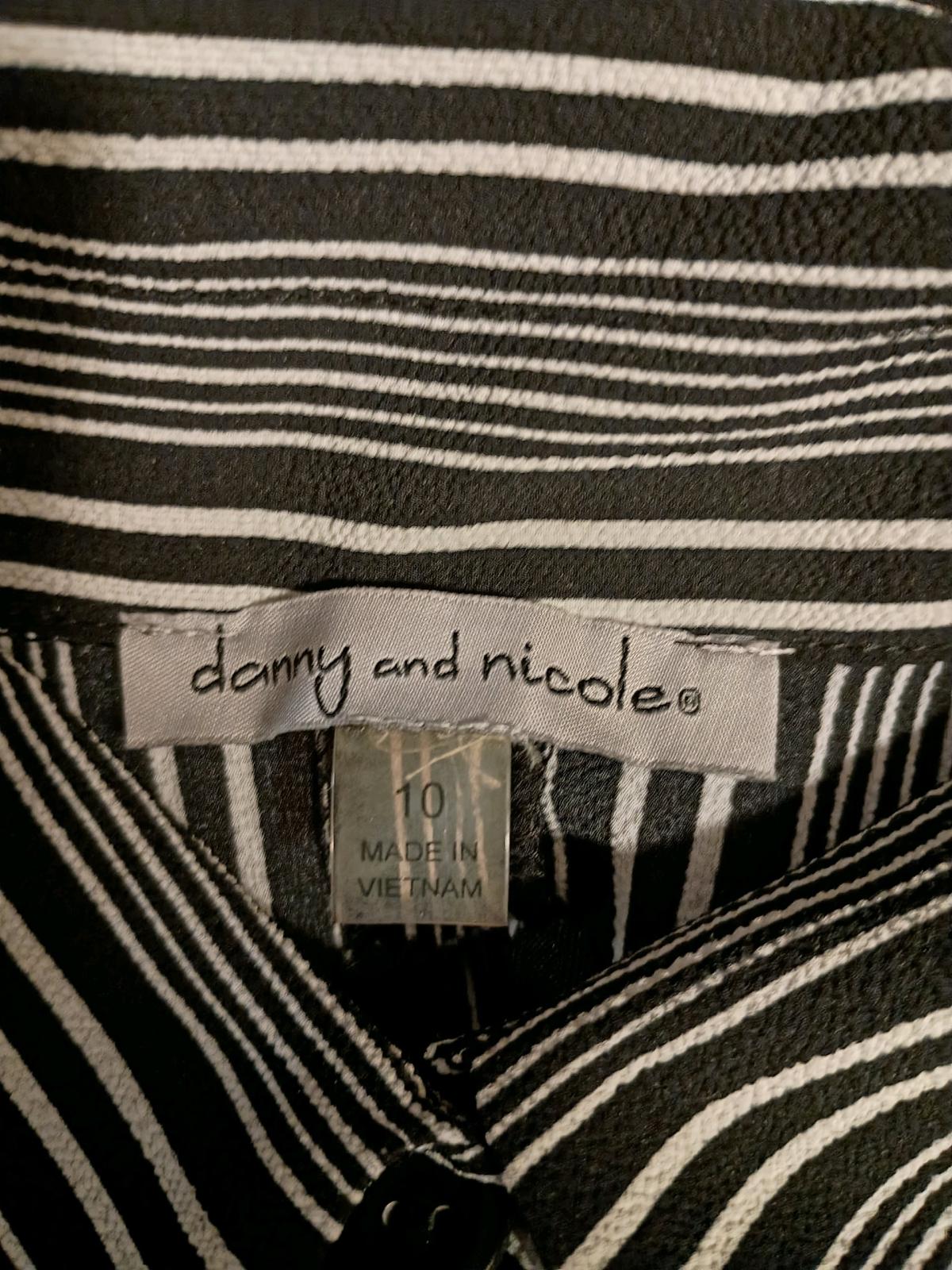 size 10 black and white dress - Dayton, Ohio - FleaMarketBay