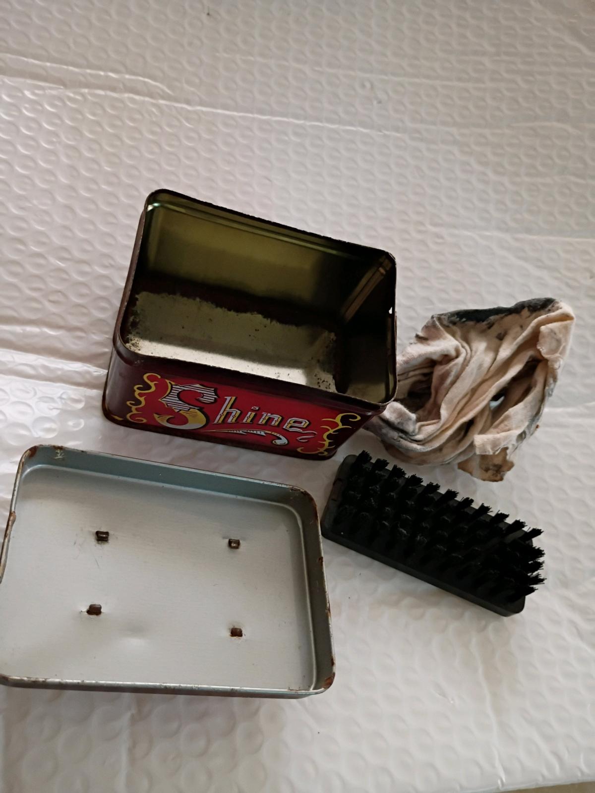 1950 vintage shoe shine box with cloth and brush - Bluefield, West Virginia - FleaMarketBay