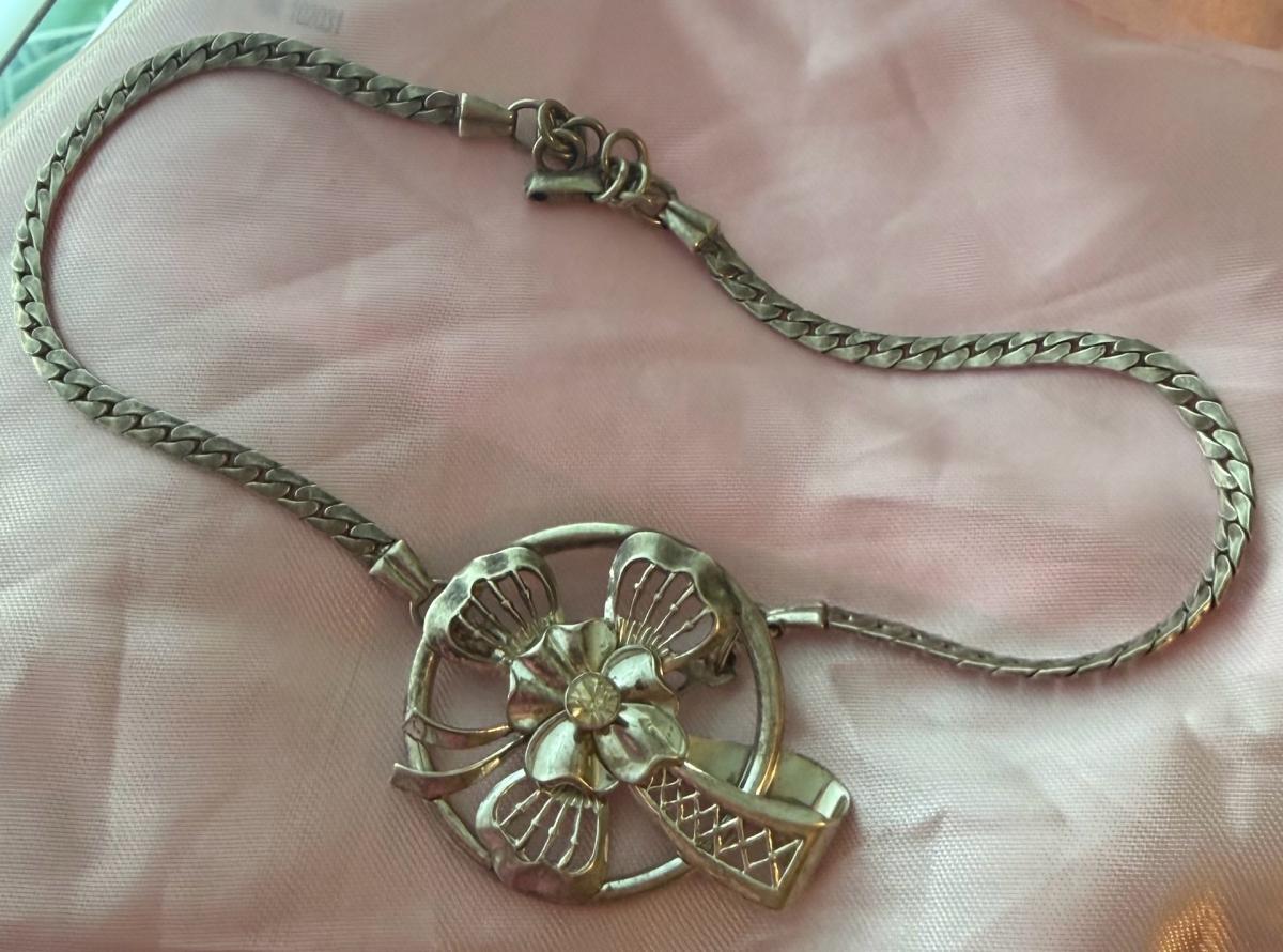 Vintage 1930 harry iskin sterling pendant on chain - Pasadena, Texas - FleaMarketBay