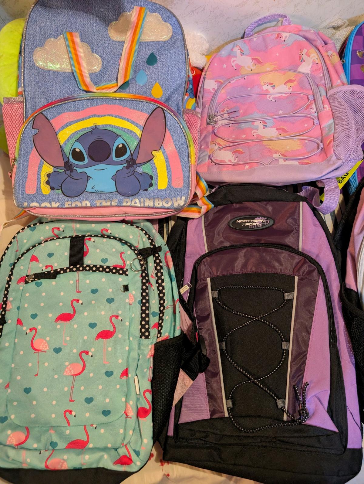 school backpack - Los Angeles, California - FleaMarketBay