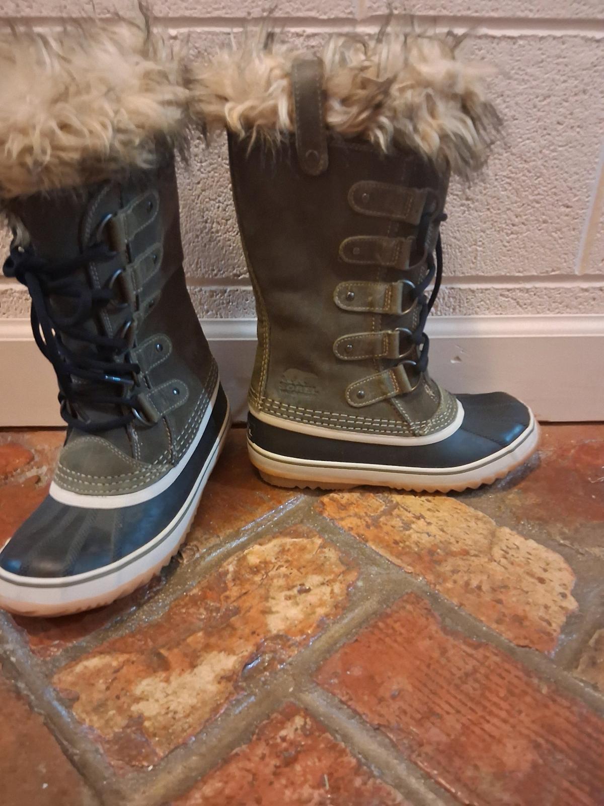 sorely boots - Benton, Arkansas - FleaMarketBay
