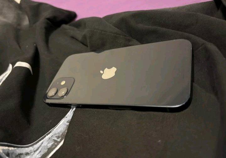 iPhone 12 - New Braunfels, Texas - FleaMarketBay