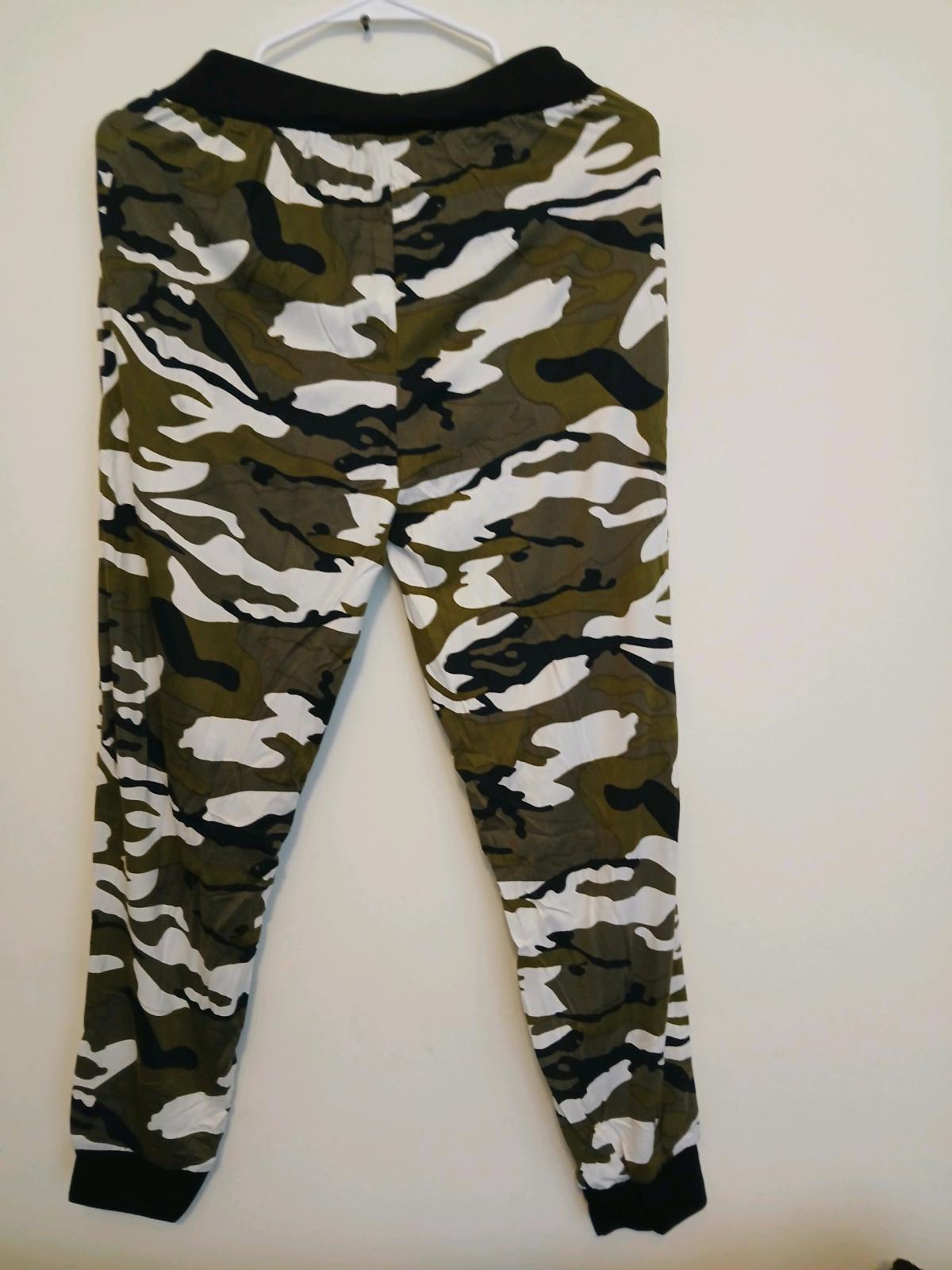 pantalonnes de mujer y hombre - Gastonia, North Carolina - FleaMarketBay