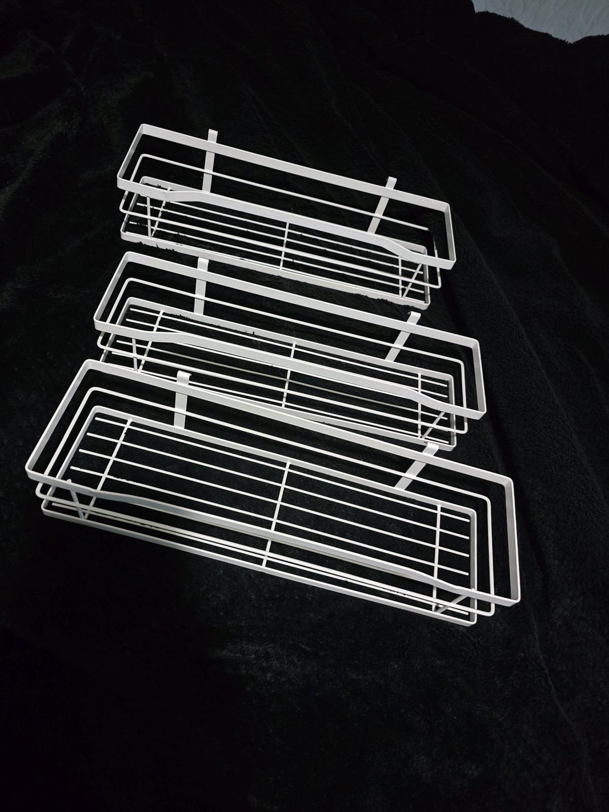 3 white metal baskets - Houston, Texas - FleaMarketBay