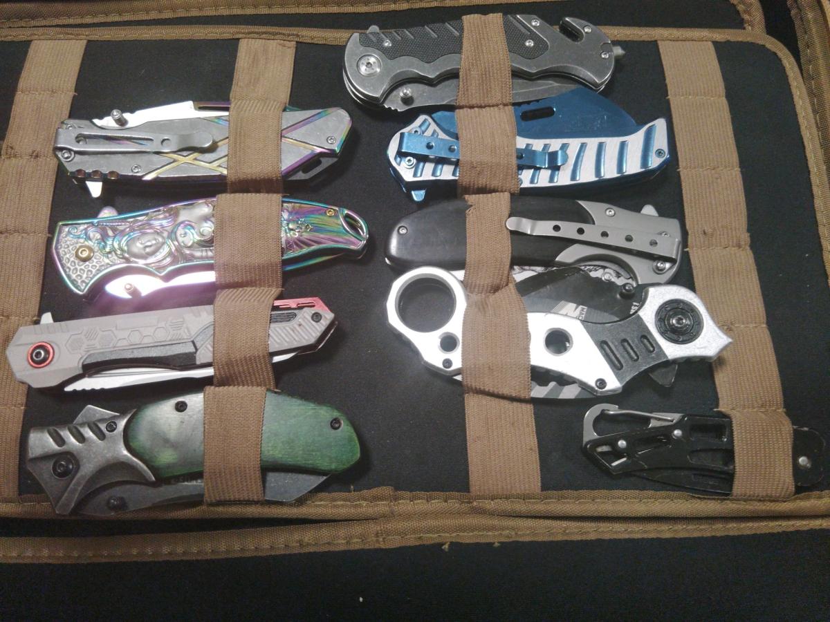 collectible folding novelty knives and more - San Diego, California - FleaMarketBay