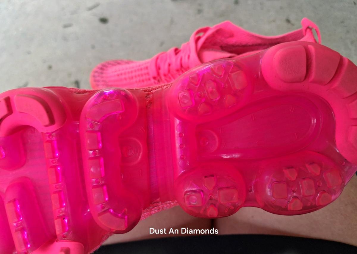 Hyper Pink Nike Air Vapormax Flyknit 3 sneakers New No Box - Conroe, Texas - FleaMarketBay