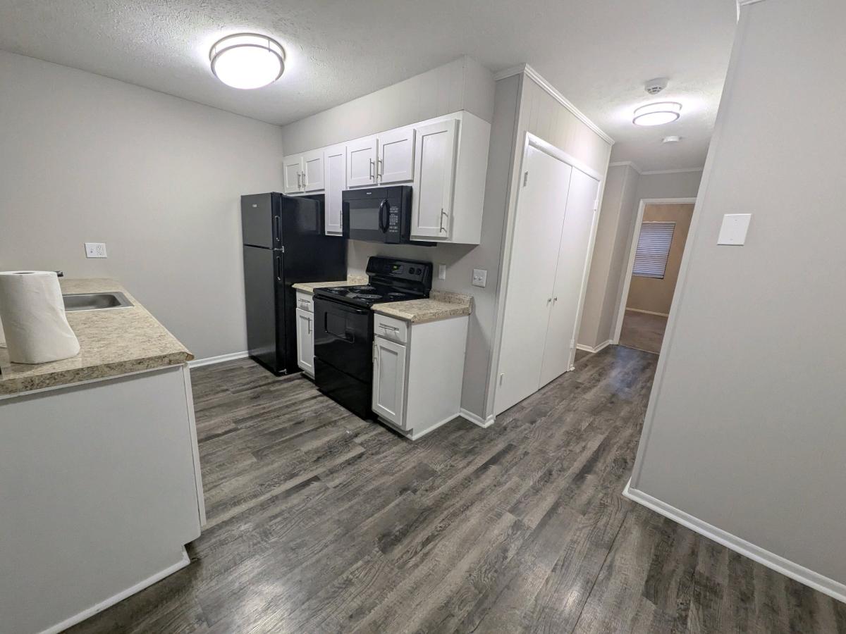 Handyman and Home remodeling services - Macon, Georgia - FleaMarketBay