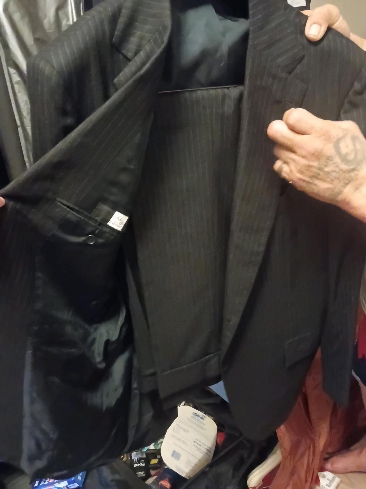 kiton 100 cashmere flannel striped 2 pc suit - San Jose, California - FleaMarketBay