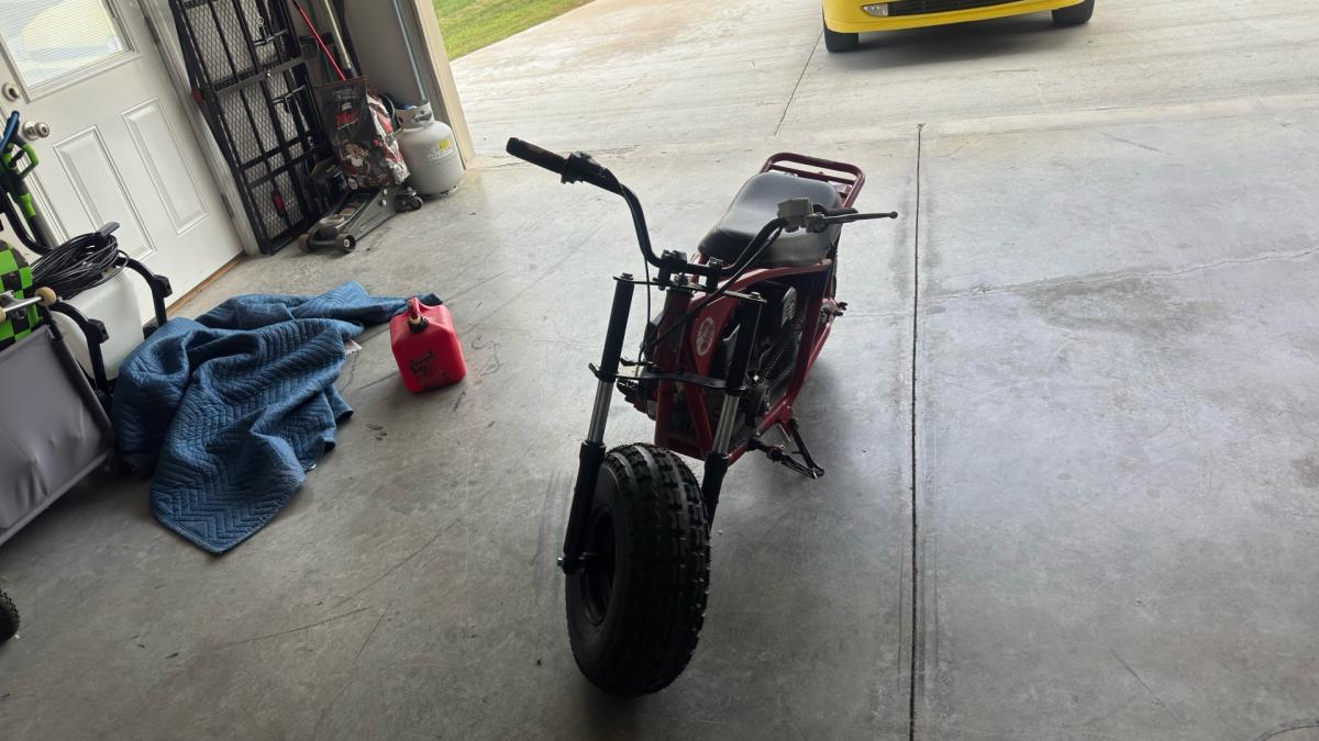 Coleman B200R Minibike  Predator 212cc Swap Fast  Reliable - Berea, Kentucky - FleaMarketBay
