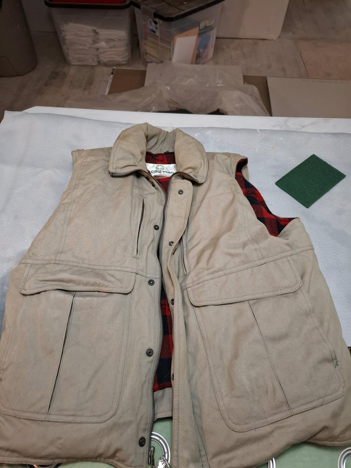 pacific trail sportswear good condition - Ironton, Ohio - FleaMarketBay