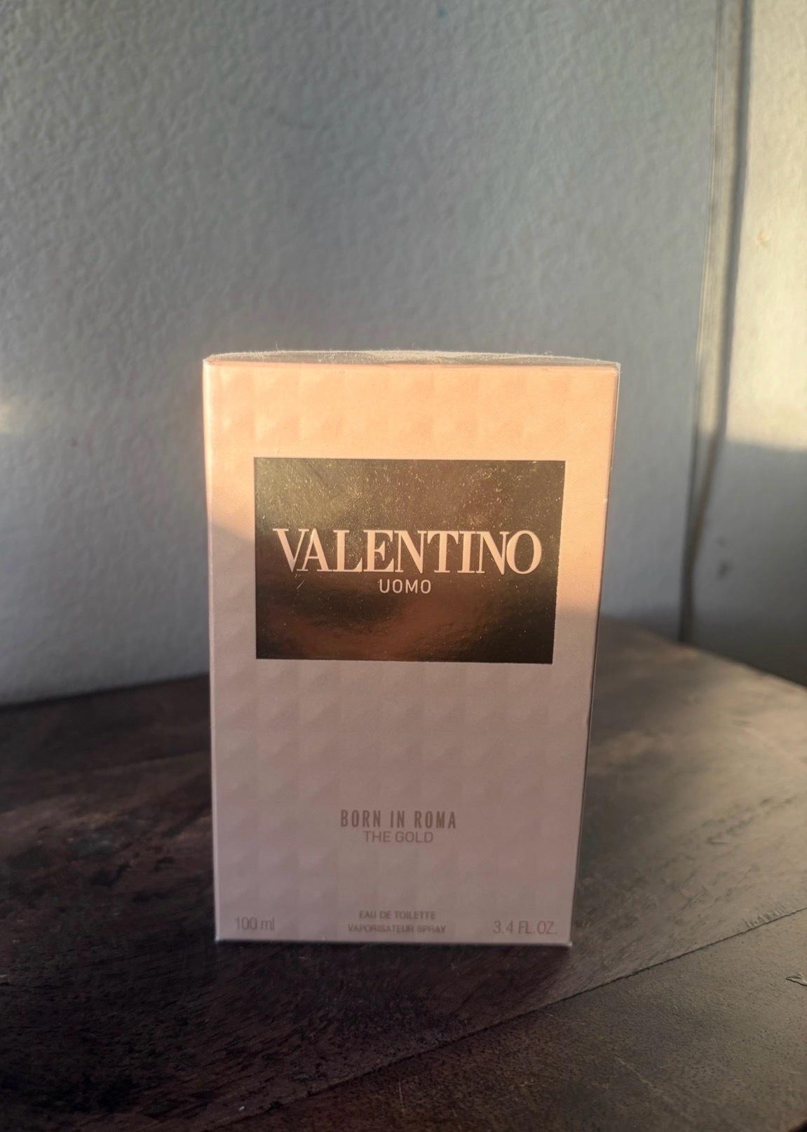 brand new gold Valentino 3 point 4 oz - Las Vegas, Nevada - FleaMarketBay