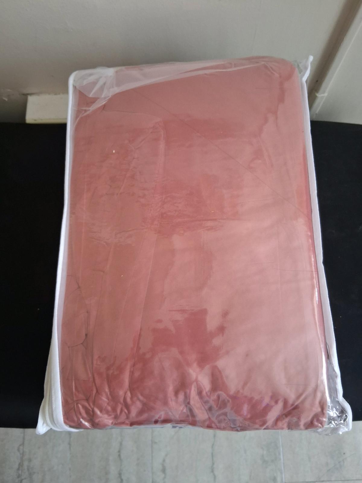 Terracotta Queen Comforter Set - Boston, Massachusetts - FleaMarketBay