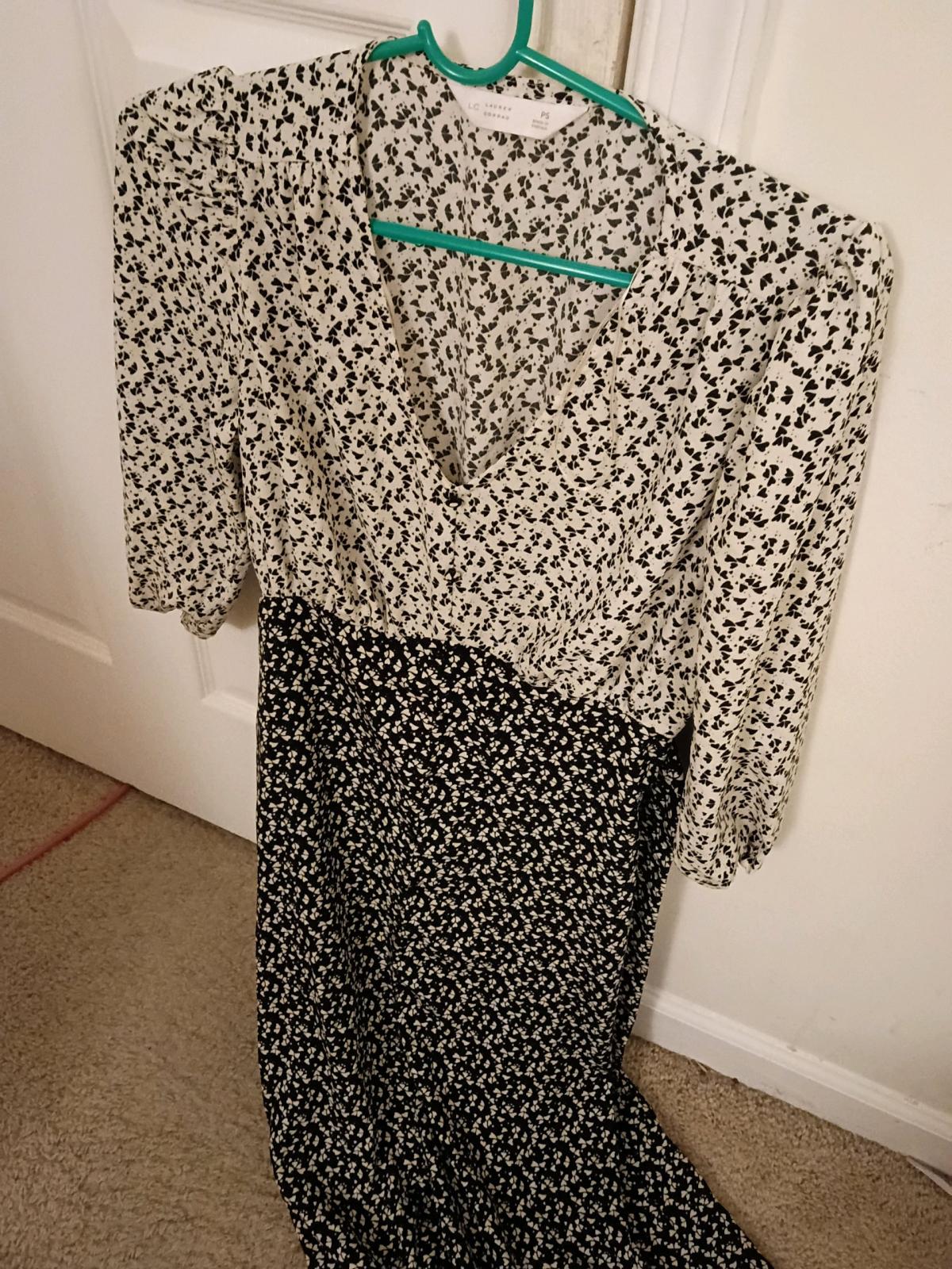 es un vestido de adolescentes - Annapolis Junction, Maryland - FleaMarketBay