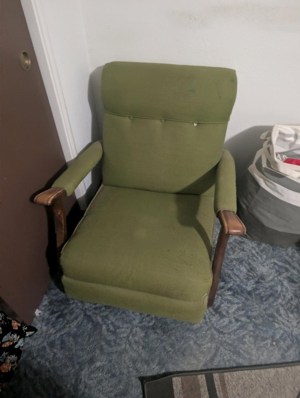 vintage lazy boy chair - Turlock, California - FleaMarketBay