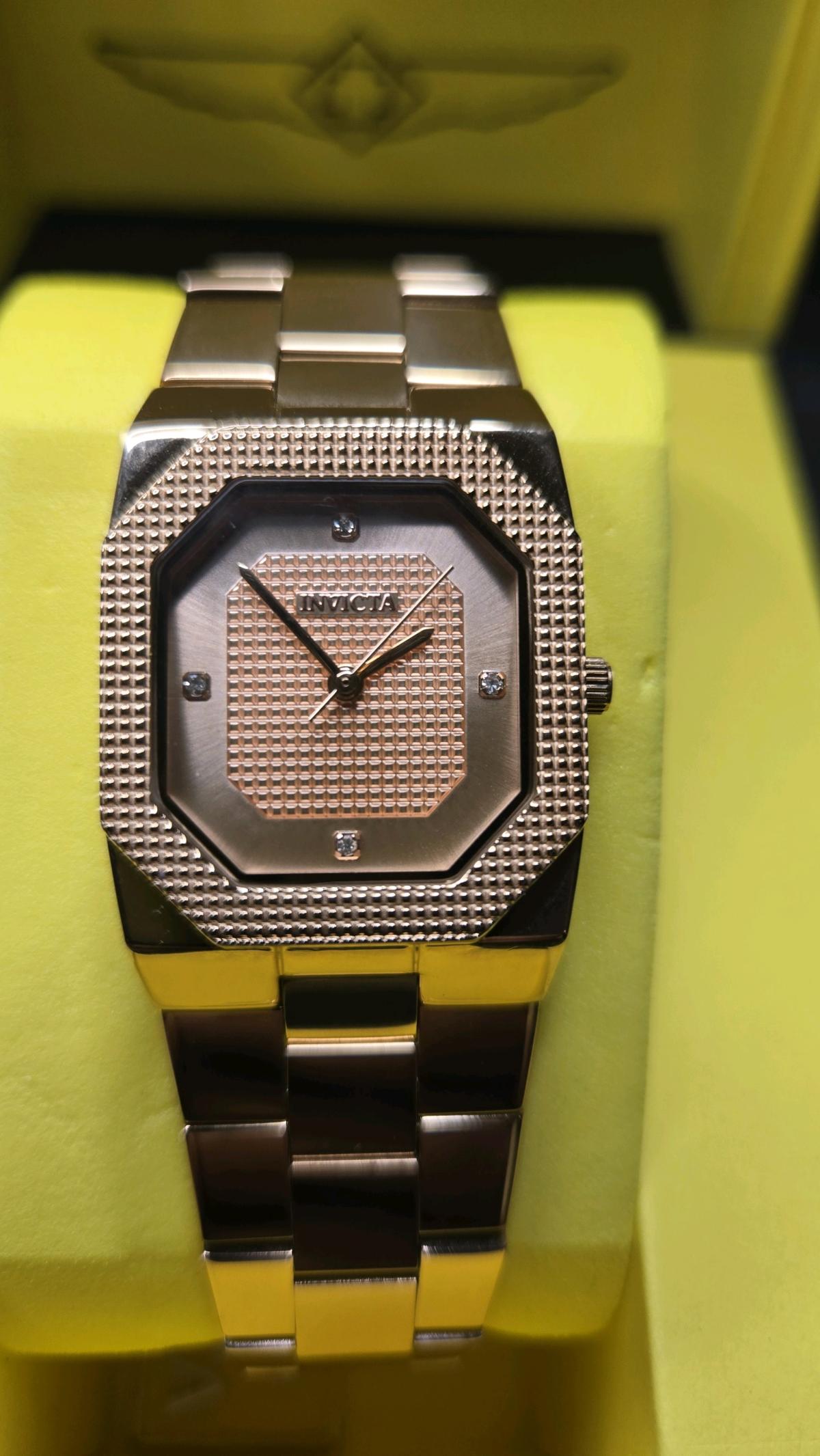 invictia Womens watch - Clearwater, Florida - FleaMarketBay