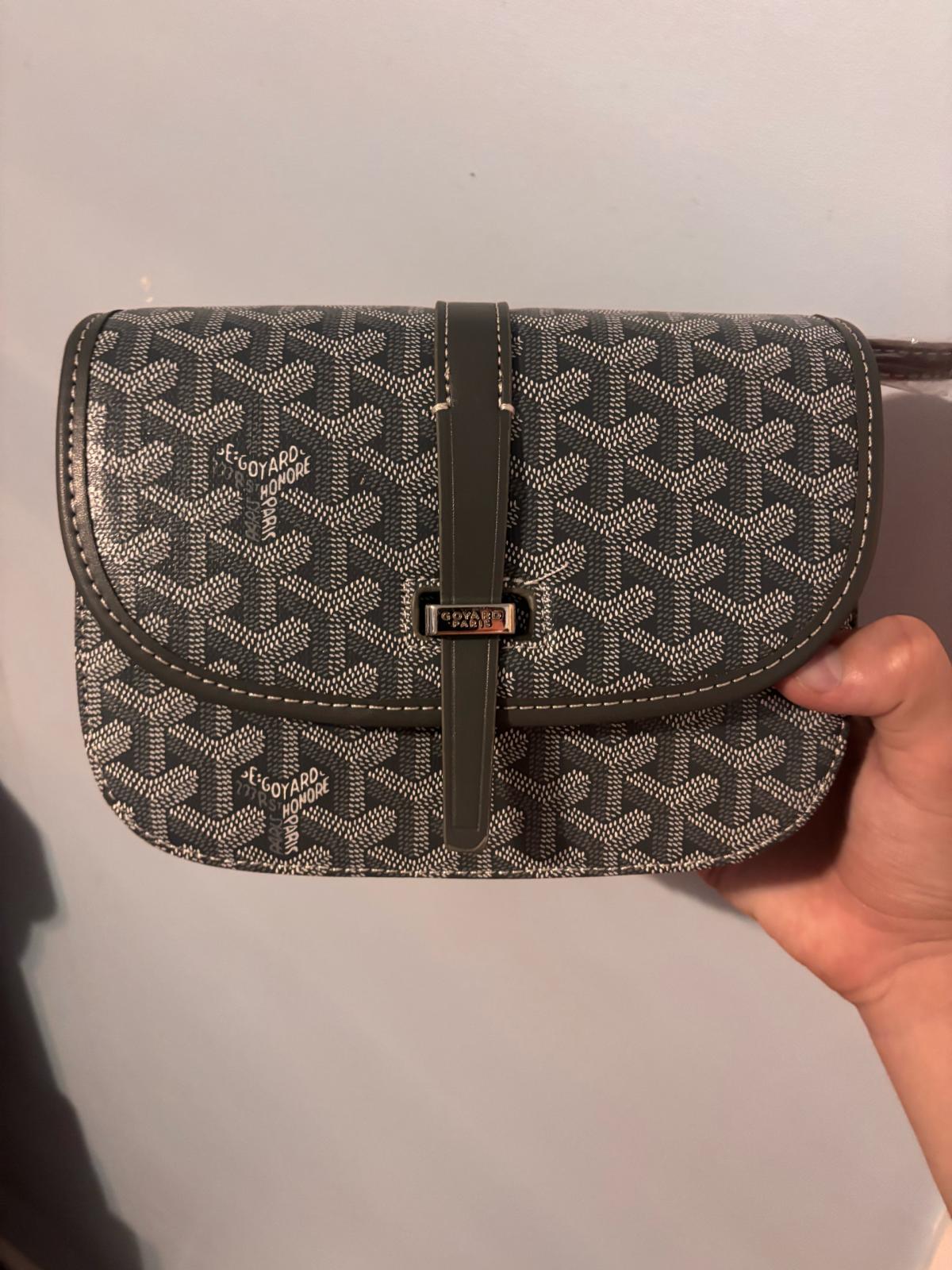 Grey Goyard Bag - Alamance, North Carolina - FleaMarketBay