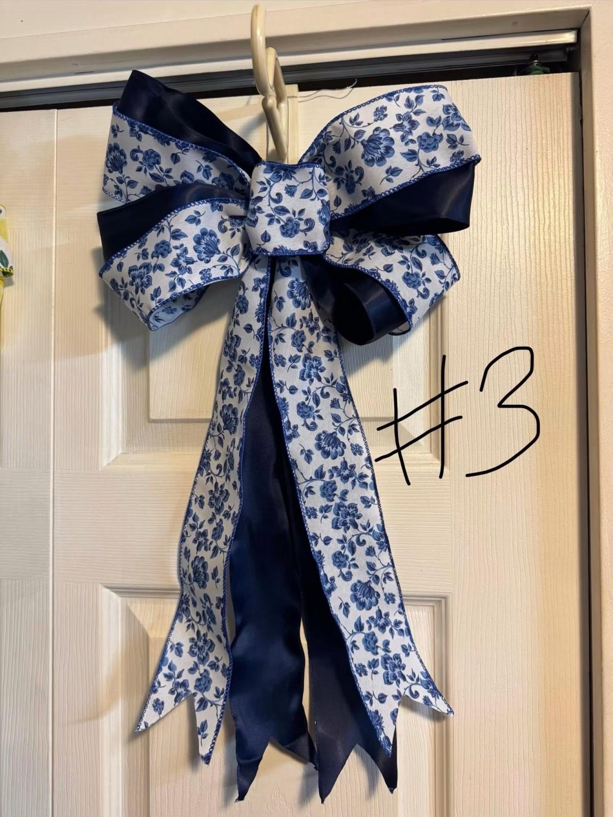 different themed handmade bows - Philadelphia, Pennsylvania - FleaMarketBay