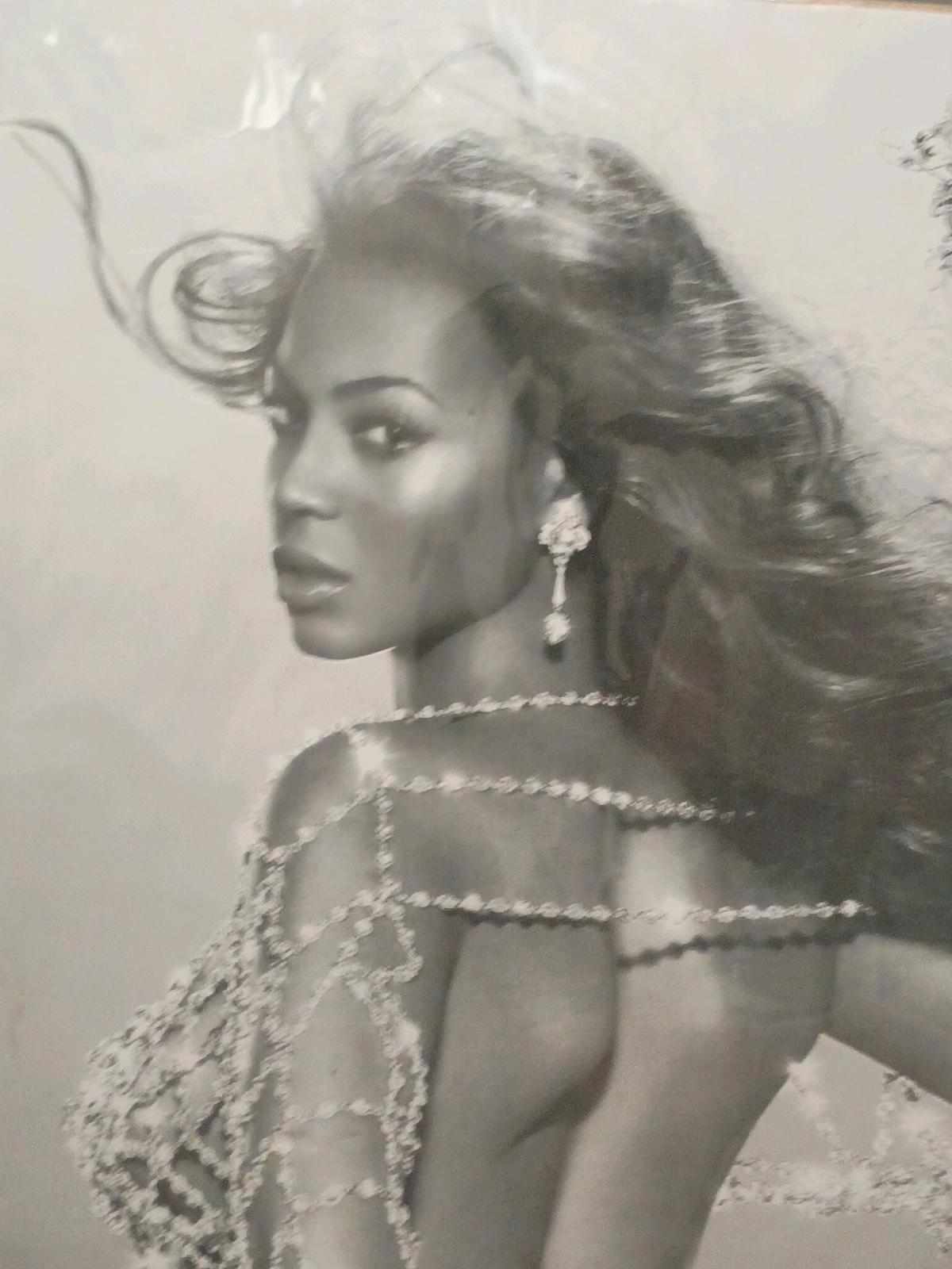 beyonc post good condition - Chattanooga, Tennessee - FleaMarketBay