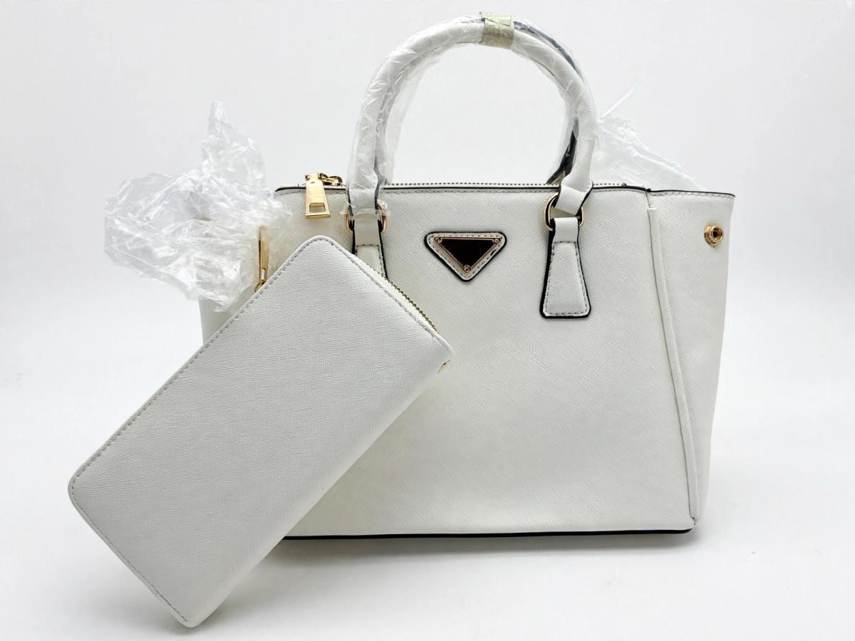 Saffiano designer purse with wallet - Cantonment, Florida - FleaMarketBay