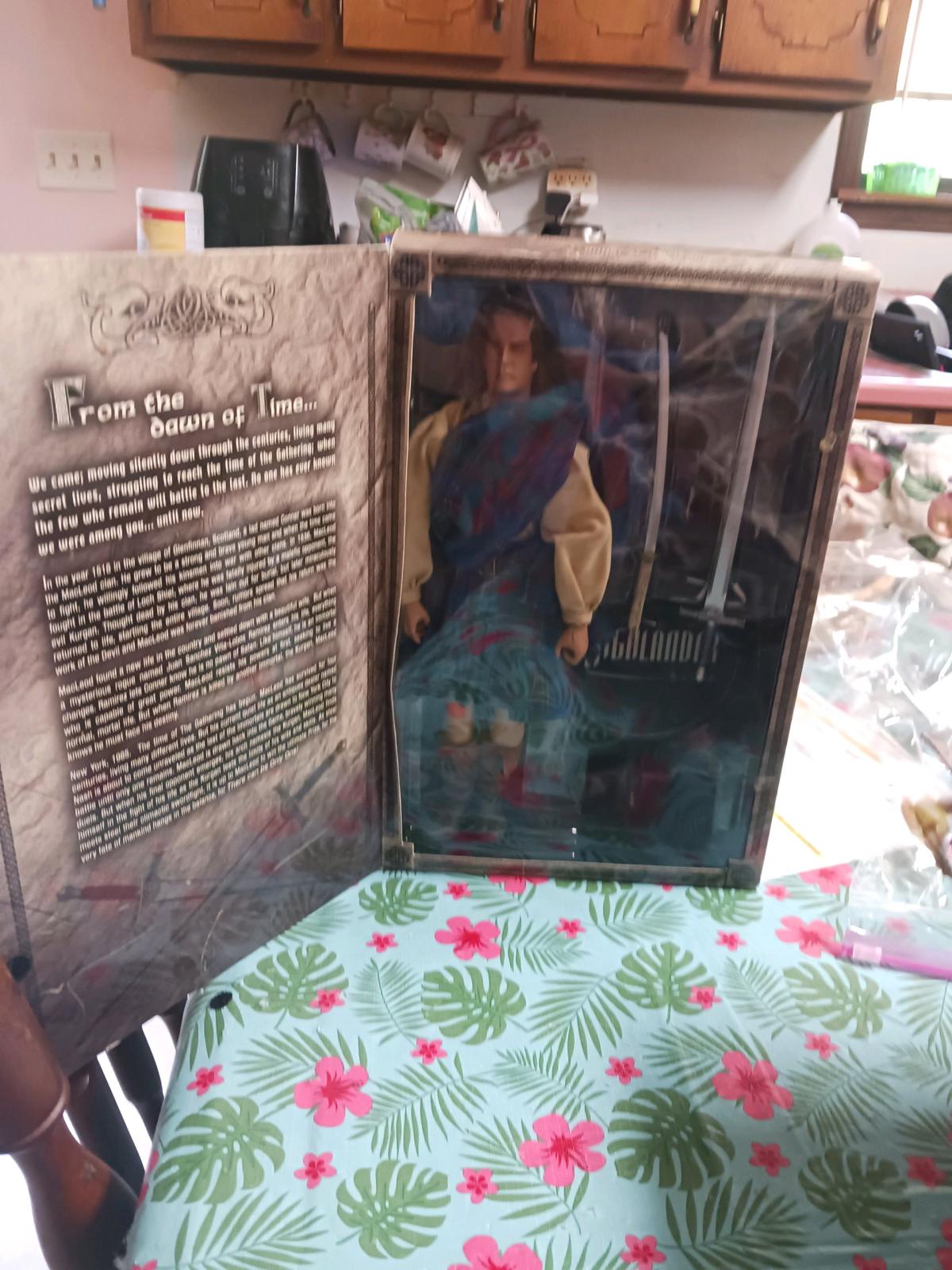 Sideshow Collectibles Duncan And Connor MacLeod - Vinemont, Alabama - FleaMarketBay