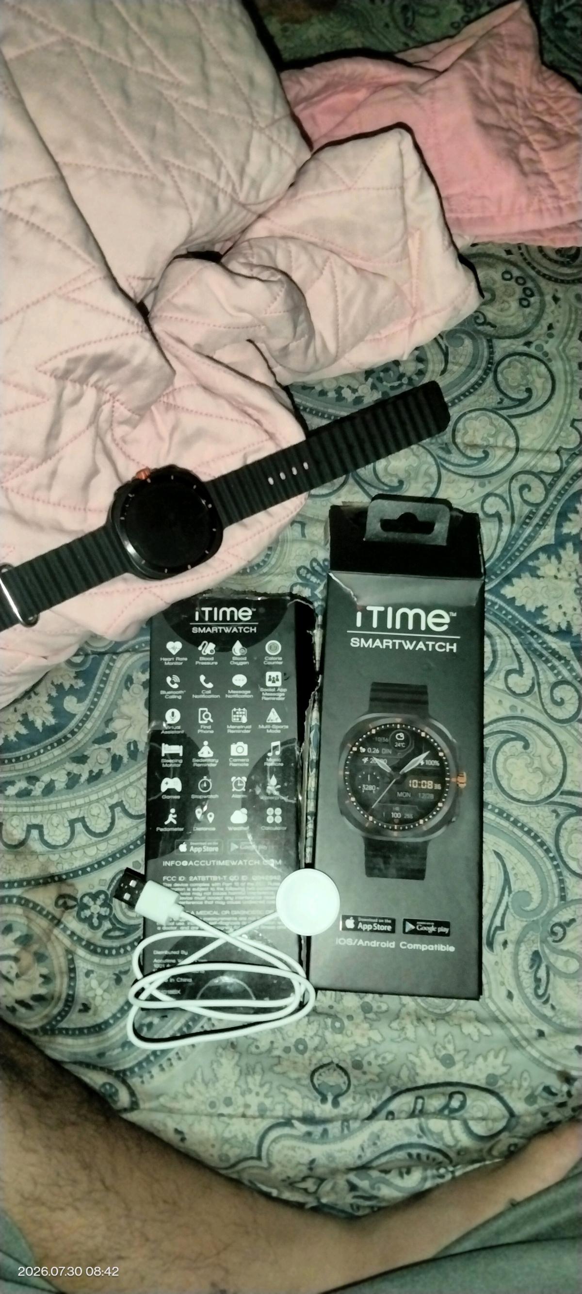 selling a smartwatch - California City, California - FleaMarketBay