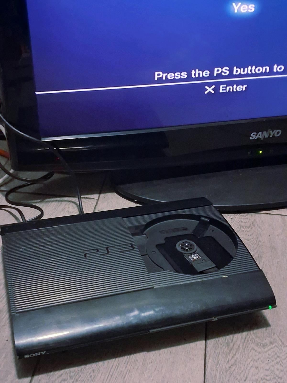 PS3 Super Slim 500GB CECH4301C  Works Great Ready to Play - Fort Worth, Texas - FleaMarketBay