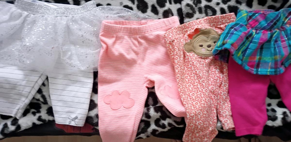 bundle of baby girl clothes sizes nb to 6 months - Spokane, Washington - FleaMarketBay
